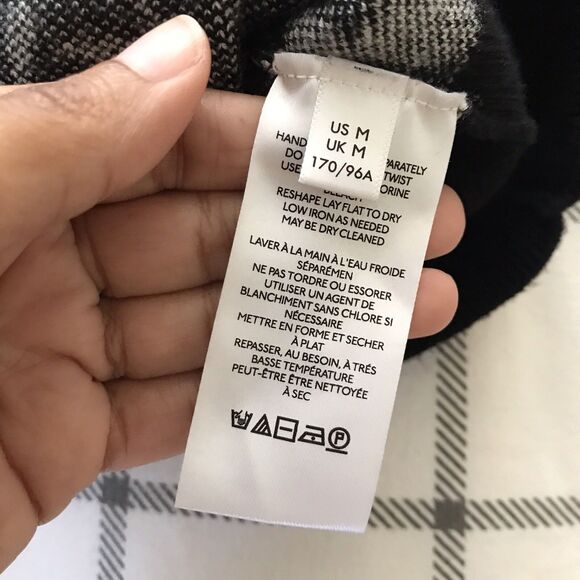 Anthropologie Black Floral Stretch Knit Retro Whimsical Cropped Cutout Top - M - Picture 9 of 9